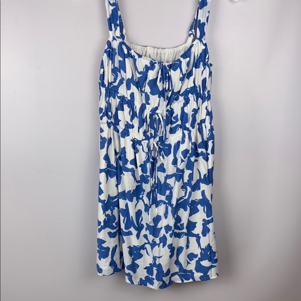 Abercrombie & Fitch Blue and White Floral mini Dress small petite
